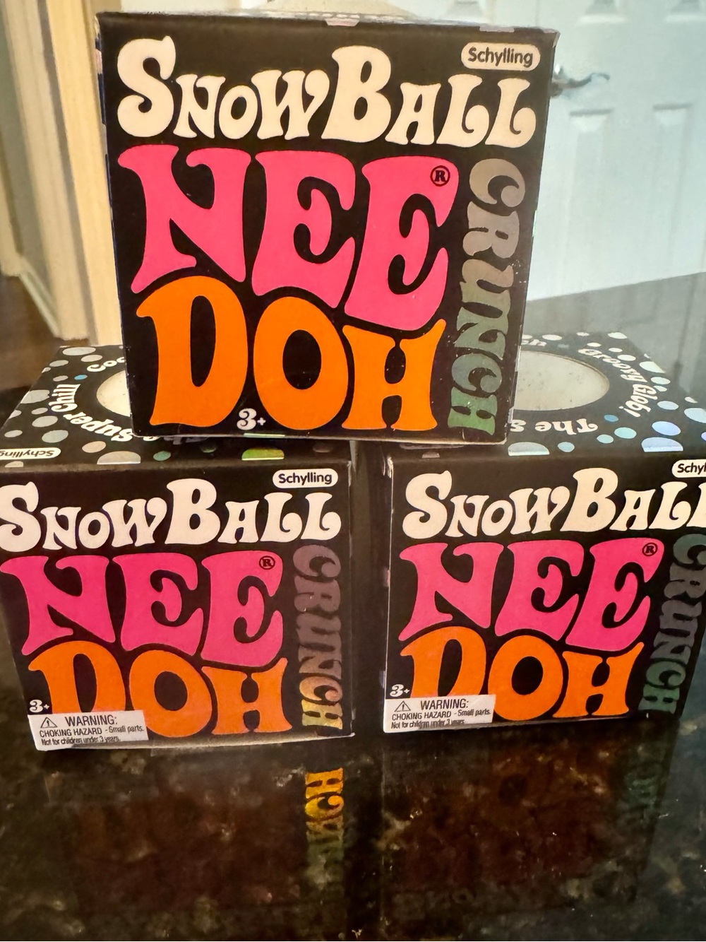 NeeDoh Snowball Crunch